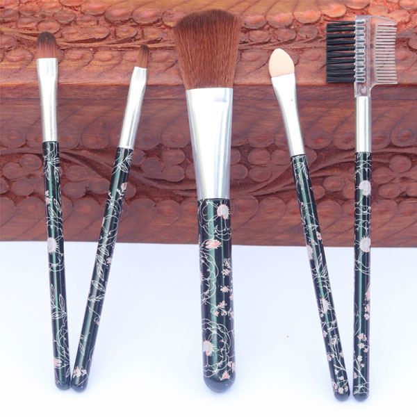 5Pcs Mini Multicolor Makeup Brushes- Beauty Makeup Travel Portable Soft Brushes Set