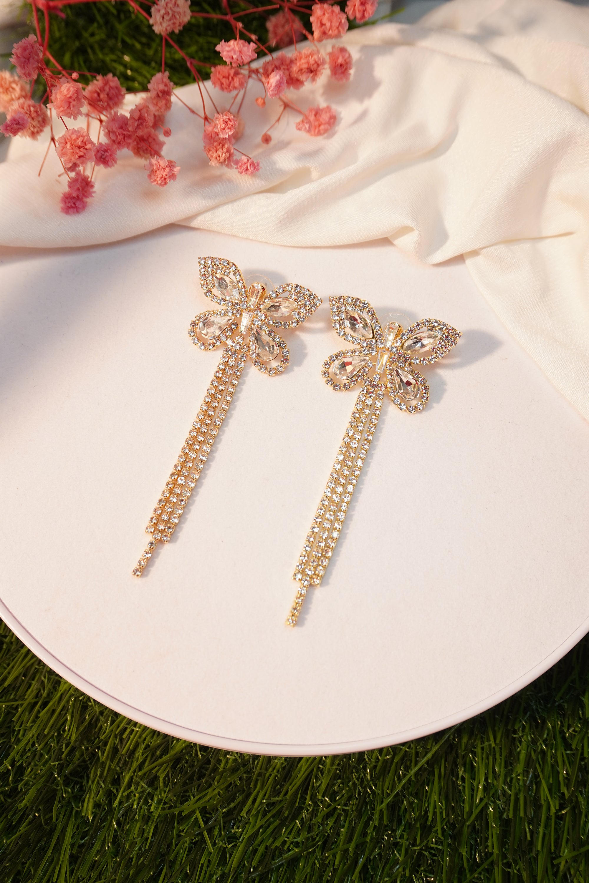 Style Butterfly Wing-Shaped Korean Earrings- Gold Plated Butterfly Zircon Drop Earrings For Girls