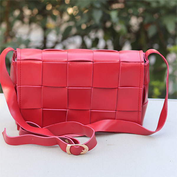 Fashion Designer Red Shoulder Handbags- Square Texture Pillow Shape Handbags