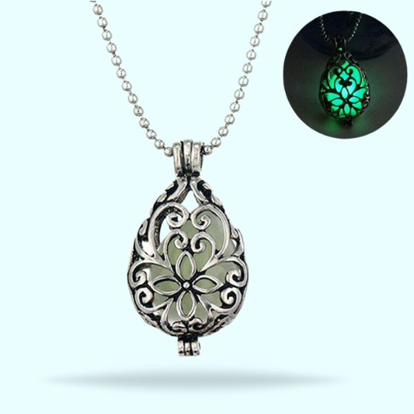 Glowing Pendant Necklace Charm Halloween Hollow Luminous Gem Chain Green