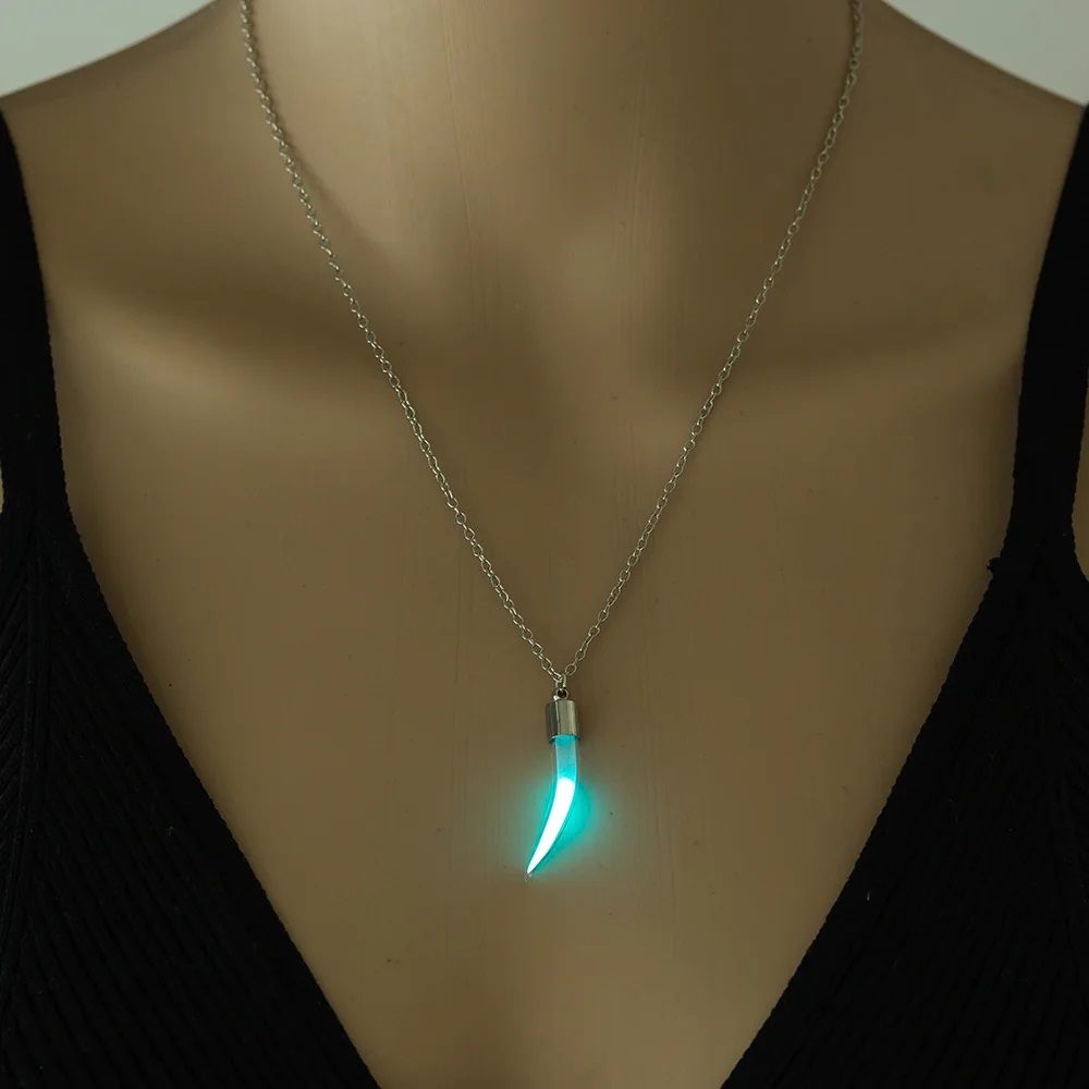 Halloween Glowing in The Dark Necklace For Women Chili Luminous Pendant Chain Lady Fashion Party Jewelry Gift