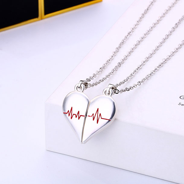 Love Magnet Attracts Couple Necklace Bracelet A Pair of Simple and Creative Heartbeat Heart Pendant Clavicle Chain 2PCS/set