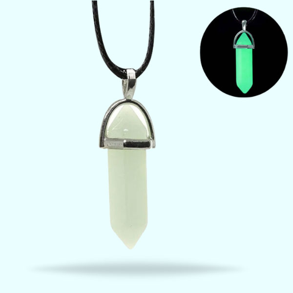luminous-hexagonal-column-glowing-necklace-natural-crystal-stone-green-color